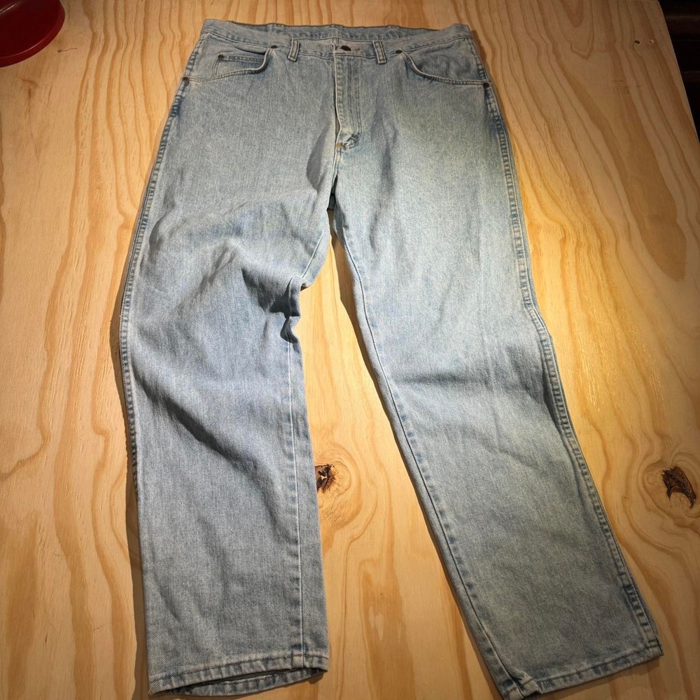 Wrangler Authentic Jeans 38x30 Light Wash Straight Leg Denim 96501SL Made in USA